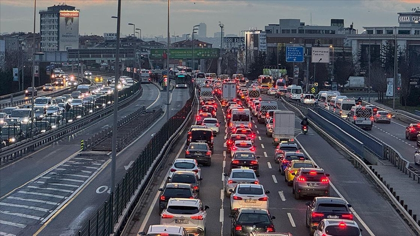 Trafiğe Ocakta 165 bin 734 aracın kaydı yapıldı