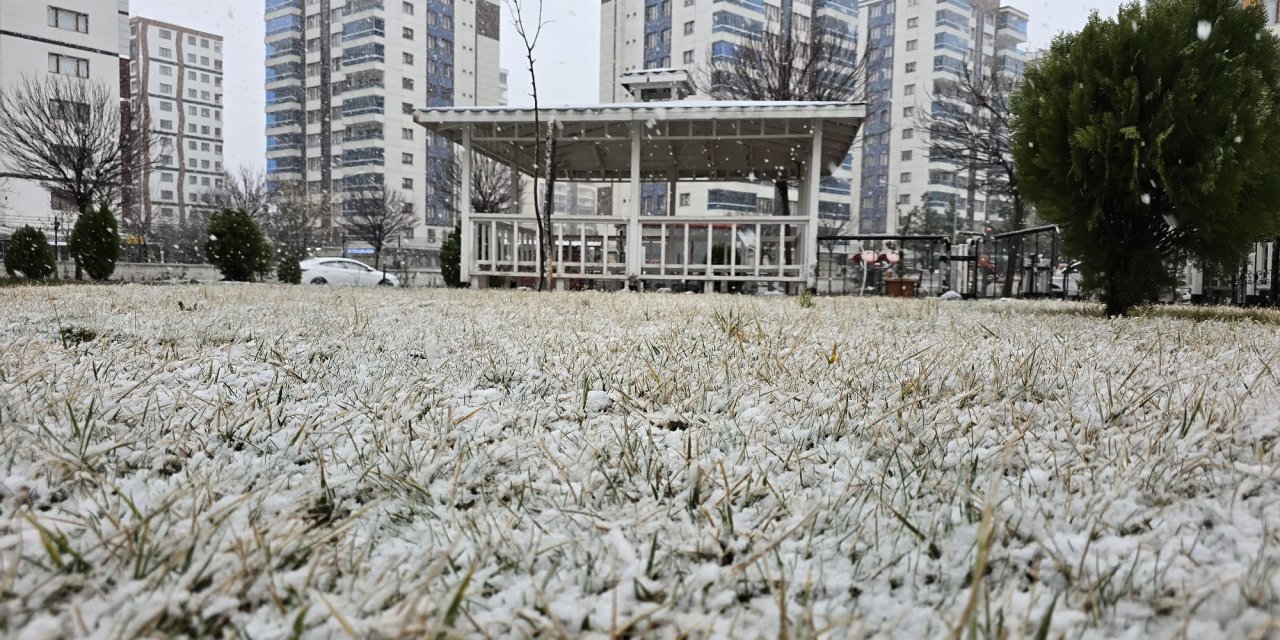 Diyarbakır'dan karlı sabaha 'Günaydın'