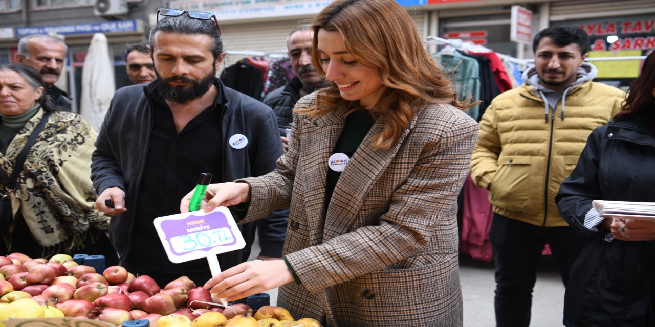 Bismil Belediyesi Eş Başkanı Ekin pazarda