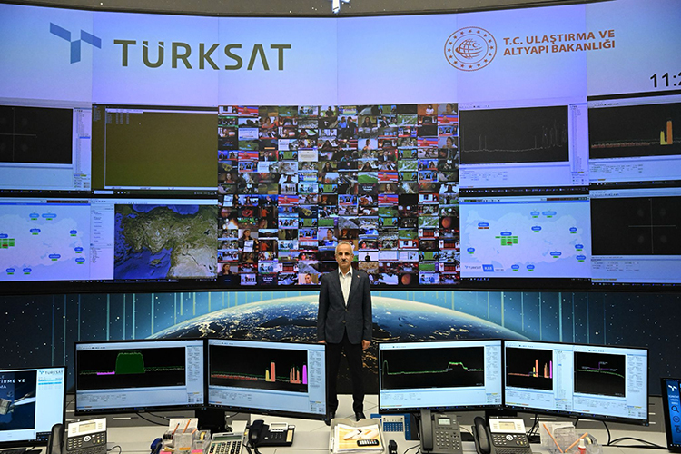 Türksat için dev veri merkezi kuruluyor