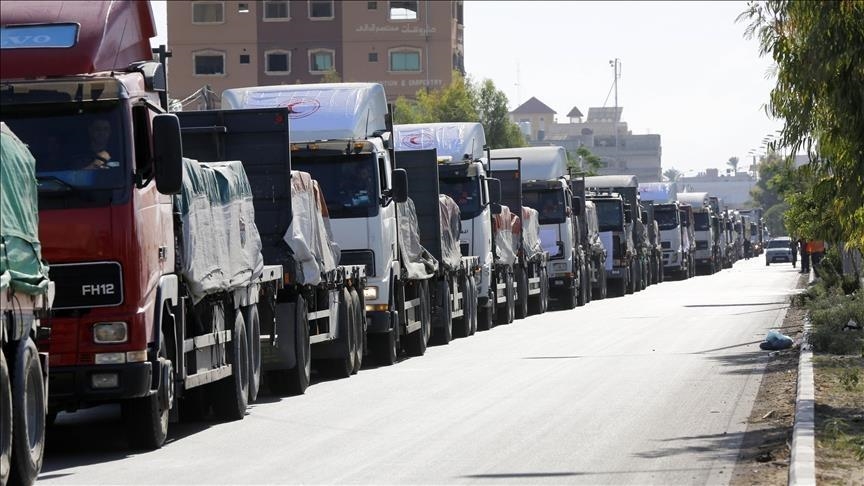 İsrail, Gazze’ye insani yardım girişini durdurdu