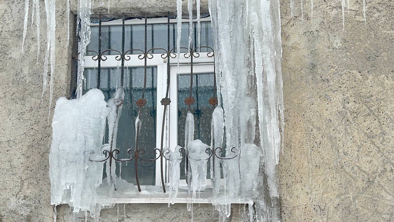 Ağrı'da dondurucu soğuklar hayatı olumsuz etkiliyor