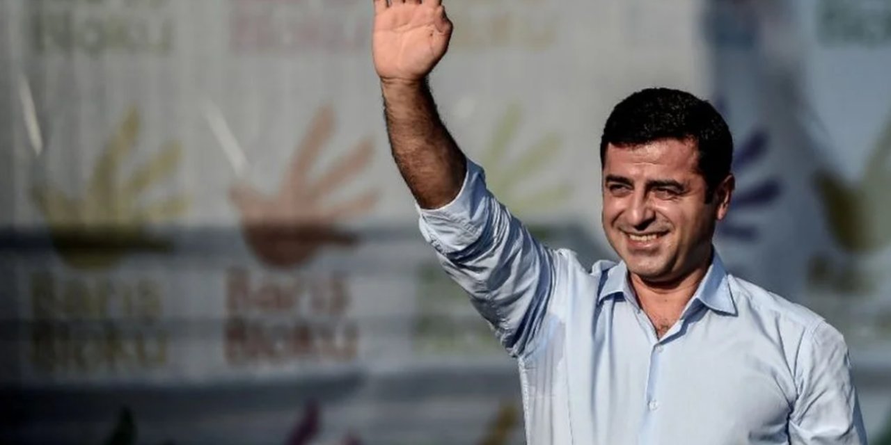 AK Partili isimden Selahattin Demirtaş'a ziyaret