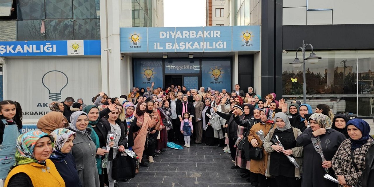 AK Parti Diyarbakır'da 8 Mart kutlaması