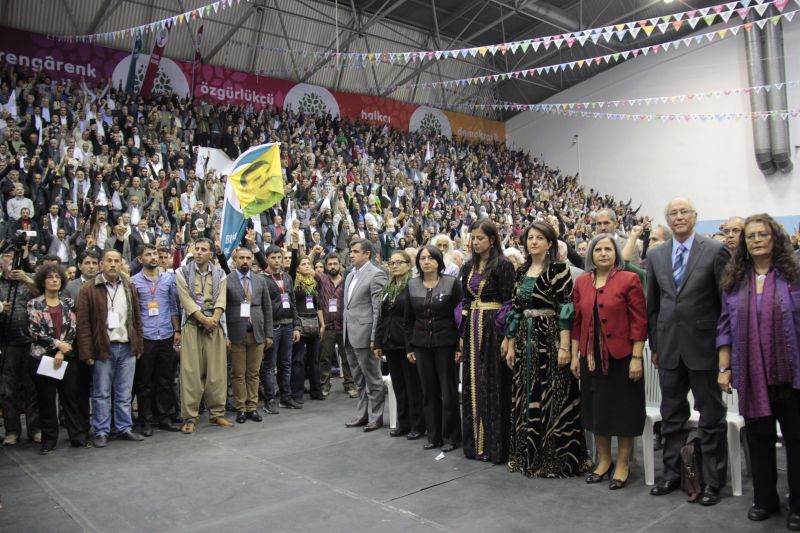 HDP'de eş genel başkanlığa Kürkçü ve Tuncel seçildi