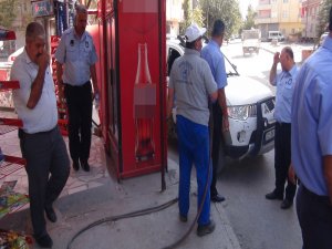 Sabitleştirilen dolaplar oksijen tüpüyle kesildi