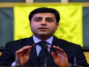 Demirtaş: El ele verip paralel devlet kurdunuz