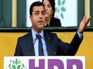 Demirtaş: Halifesin diye gaz vermişler, o da yürümek istiyor