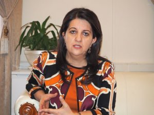 Buldan: Arınç konuştukça AKP batıyor, süreç tehlikeye giriyor