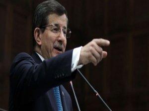 Davutoğlu: Gözlerini fal taşı gibi açmış bekliyor