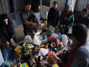 BUNU YAPANLAR HALK DÜŞMANI