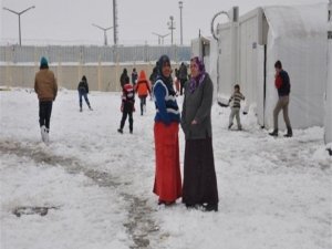 Depremzedeler sonunda güldü