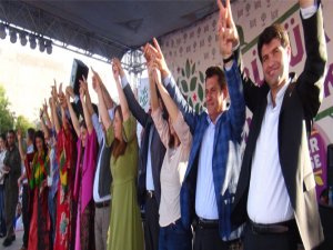 HDP’Lİ ADAYLARDAN NUSAYBİN’DE MİTİNGİ