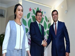 Eşbaşkanlardan Demirtaş ve Yüksekdağ'a destek