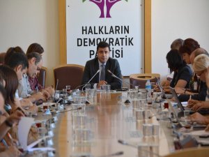 Demirtaş: Seçim iptali dahil her şeyi yapabilirler