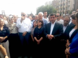 Demirtaş Dağkapı Meydanı'ndan seslendi