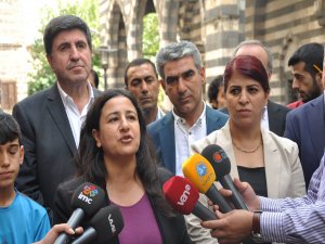 HDP'li vekiller Sur'u ziyaret etti