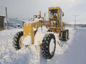 Tuşba Belediyesi’nden karla mücadele seferberliği