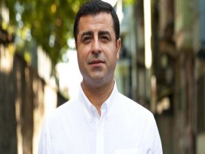 Demirtaş’tan Sur yürüyüşü çağrısı