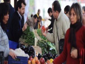 Tüketici güveni arttı