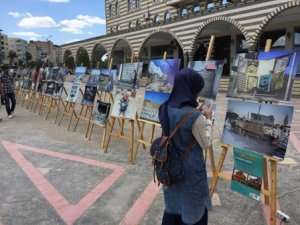 Gazetecilerin çektiği fotoğraflar sergilendi