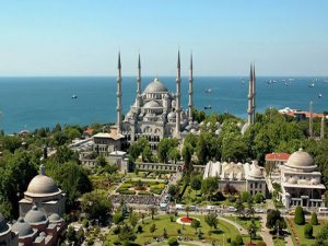 İstanbul'a gelen turist sayısı %19 düştü