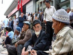 Emekli olmak için yaşı beklemeyin! İşte şartlar