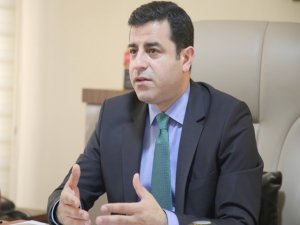 Demirtaş’tan Kayyım açıklaması: Halk belediyelere sahip çıkar