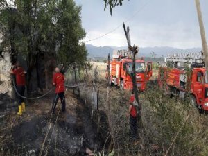 İtfaiyenin anız ve orman yangınlarına müdahalesi sürüyor