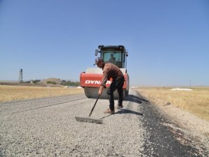 Asfalt çalışmaları sürüyor