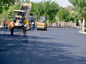 Turistik Caddesi’nde asfaltlama başladı