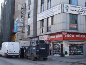 Van’da HDP ve DBP’ye operasyon