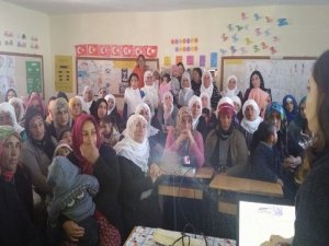 Van’da ‘kadına yönelik şiddet ve aile içi iletişim eğitimi’ semineri