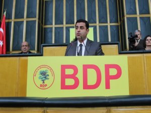 Demirtaş: Sen onlardan daha paralelsin