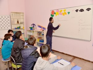 Matematik ve Akıl Oyunları Atölyesi 120 çocukla açıldı