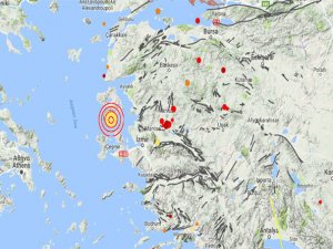 Ege Denizi'nde 6,2'lik deprem!