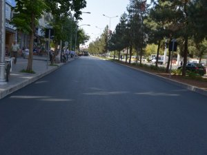 Elazığ Caddesi’nde asfalt çalışması tamamlandı