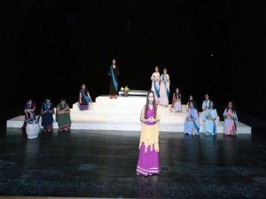 Öğrenciler ‘Lysistrata’ oyununu sahneleyecek