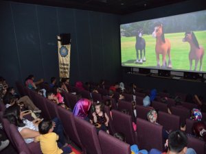 Sinema günleri çocuklardan yoğun ilgi görüyor