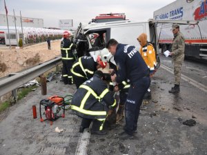 Nizip'te kaza: 5 ölü, 3 yaralı