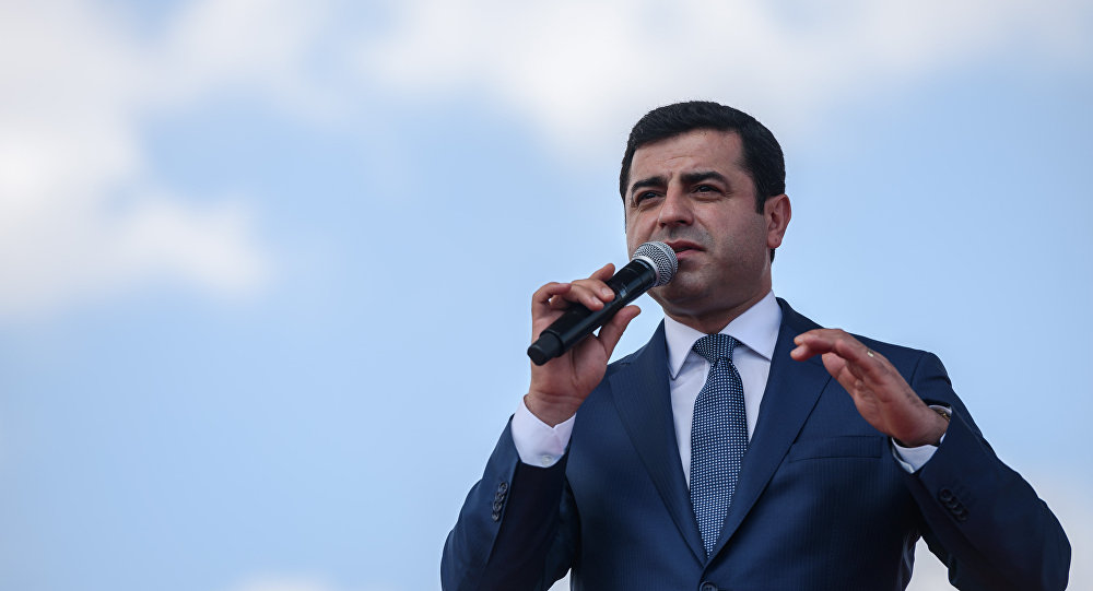 Demirtaş'a Soylu'ya hakaret davasından beraat