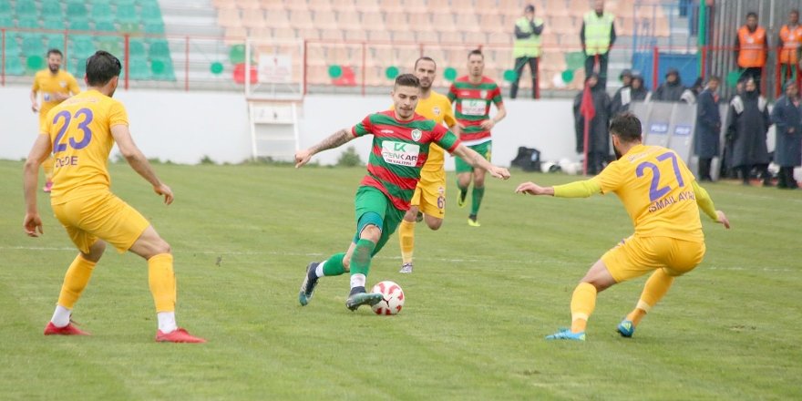 Amedspor yağmur gibi