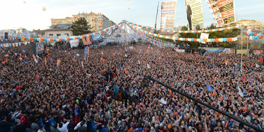 AK Parti’ye rekor başvuru