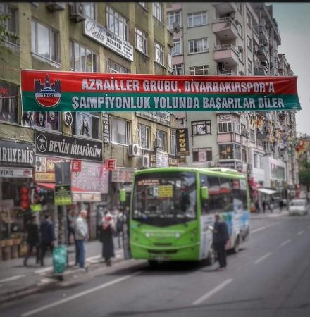 Şampiyonluğa giderken bir bayrak da sen as