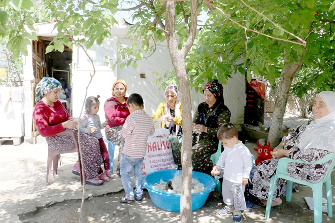 Eltiler, avlularını üretim yerine dönüştürdü