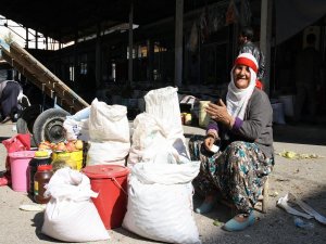 Çermik'li pazarcı esnafının çilesi