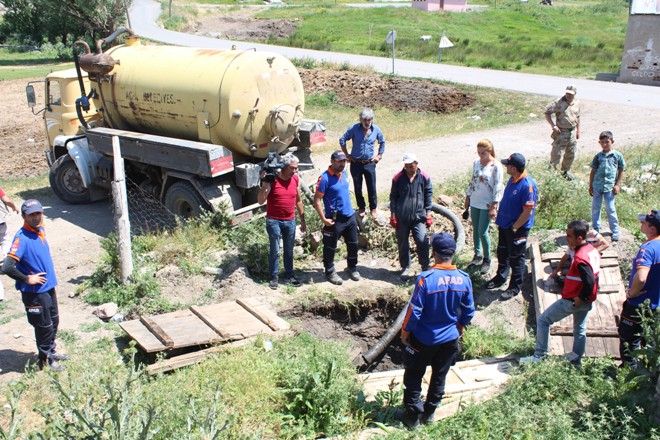 Kayıp Leyla için ekipler girilmedik yer bırakmadı