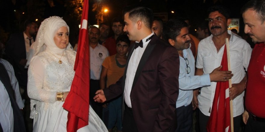 Nikah Masasından Demokrasi Nöbetine