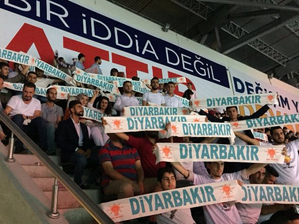 AK Parti MKYK’da Diyarbakır şoku!