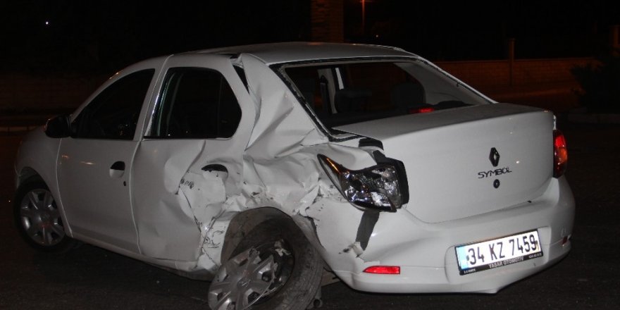 Elazığ’da Trafik Kazası: 4 Yaralı